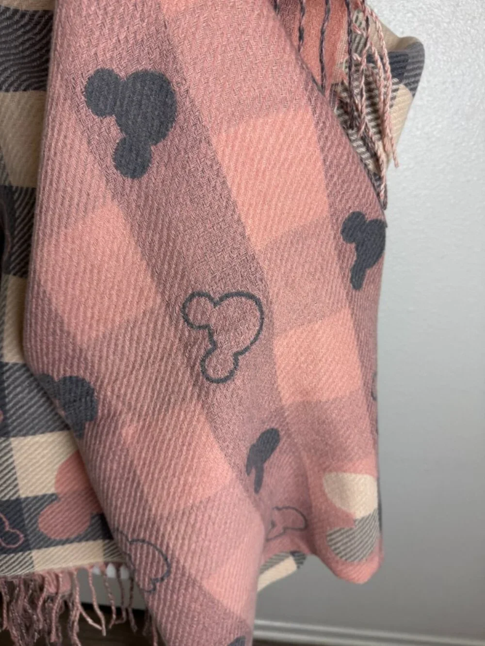Disney Mickey Mouse Checkered Fringe Scarf Character Motif  Pink & Gray